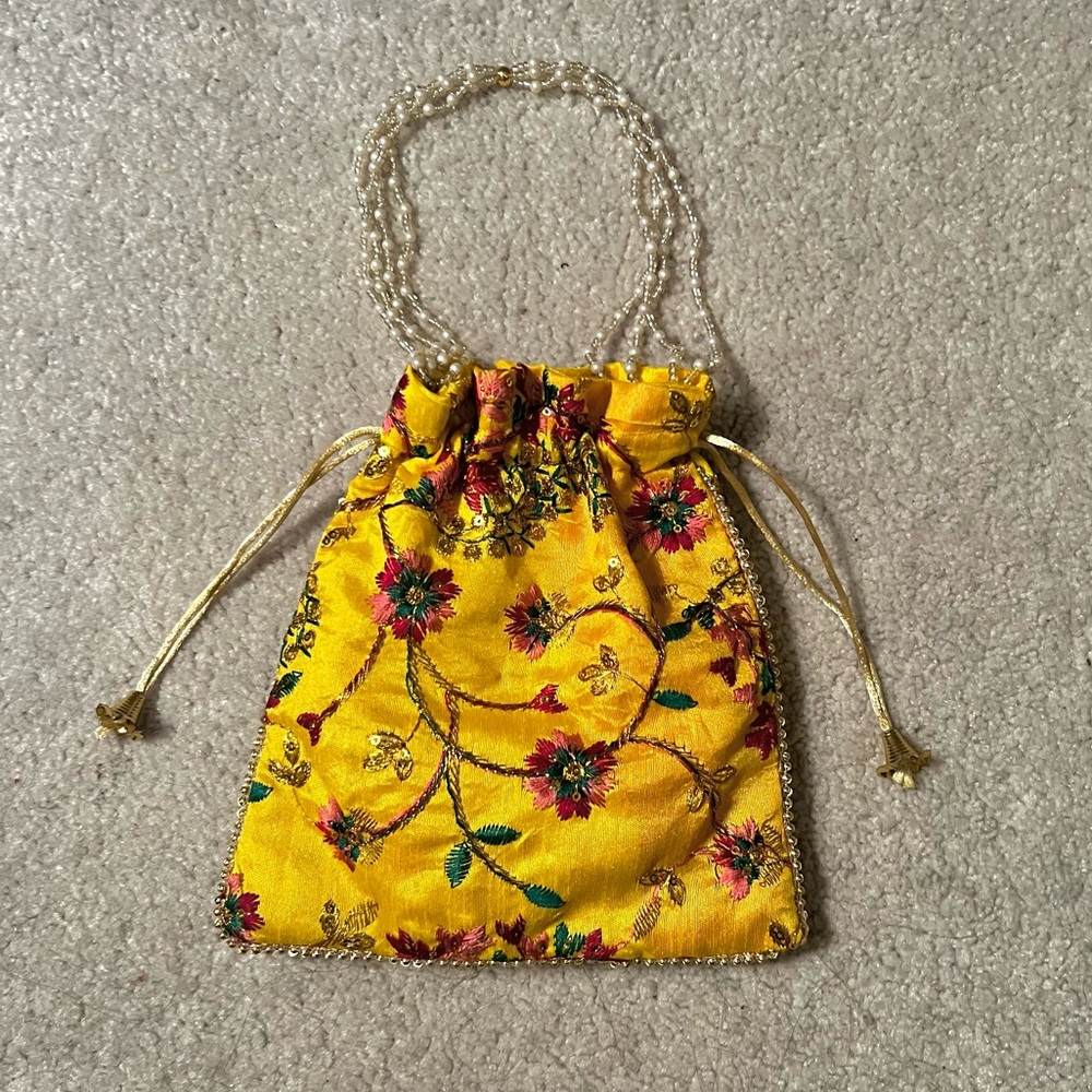 Indian/Pakistani potli bag with embroidery and beaded pearl handle